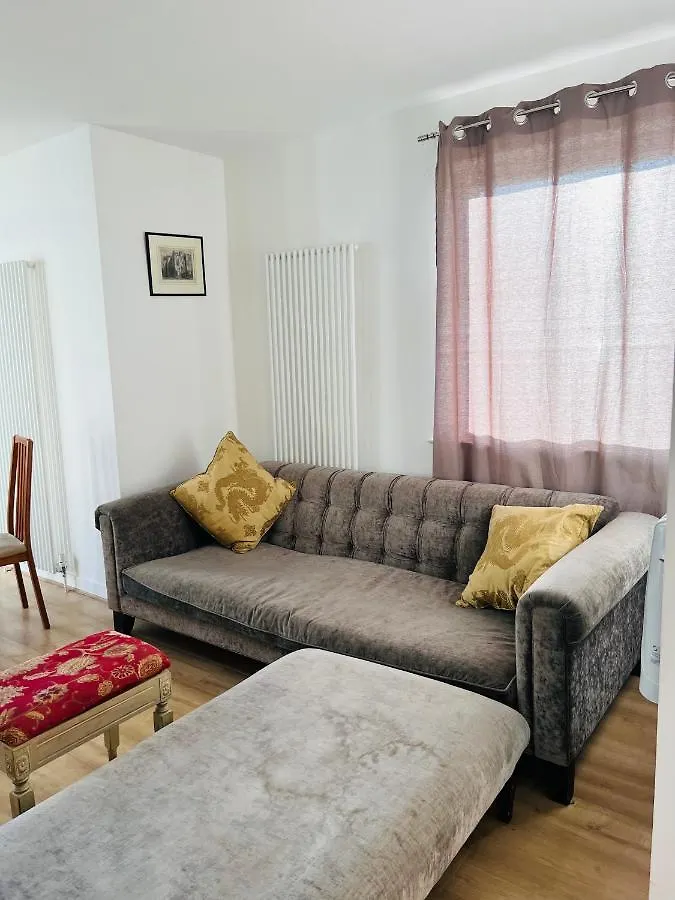 Apartment Fabulous 1Bed 1Bath Ground Floor Shared Accommodation ,Only Double Room Edinburgh