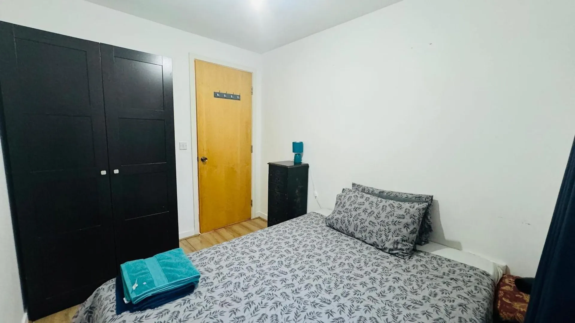 Apartment Fabulous 1Bed 1Bath Ground Floor Shared Accommodation ,Only Double Room Edinburgh United Kingdom