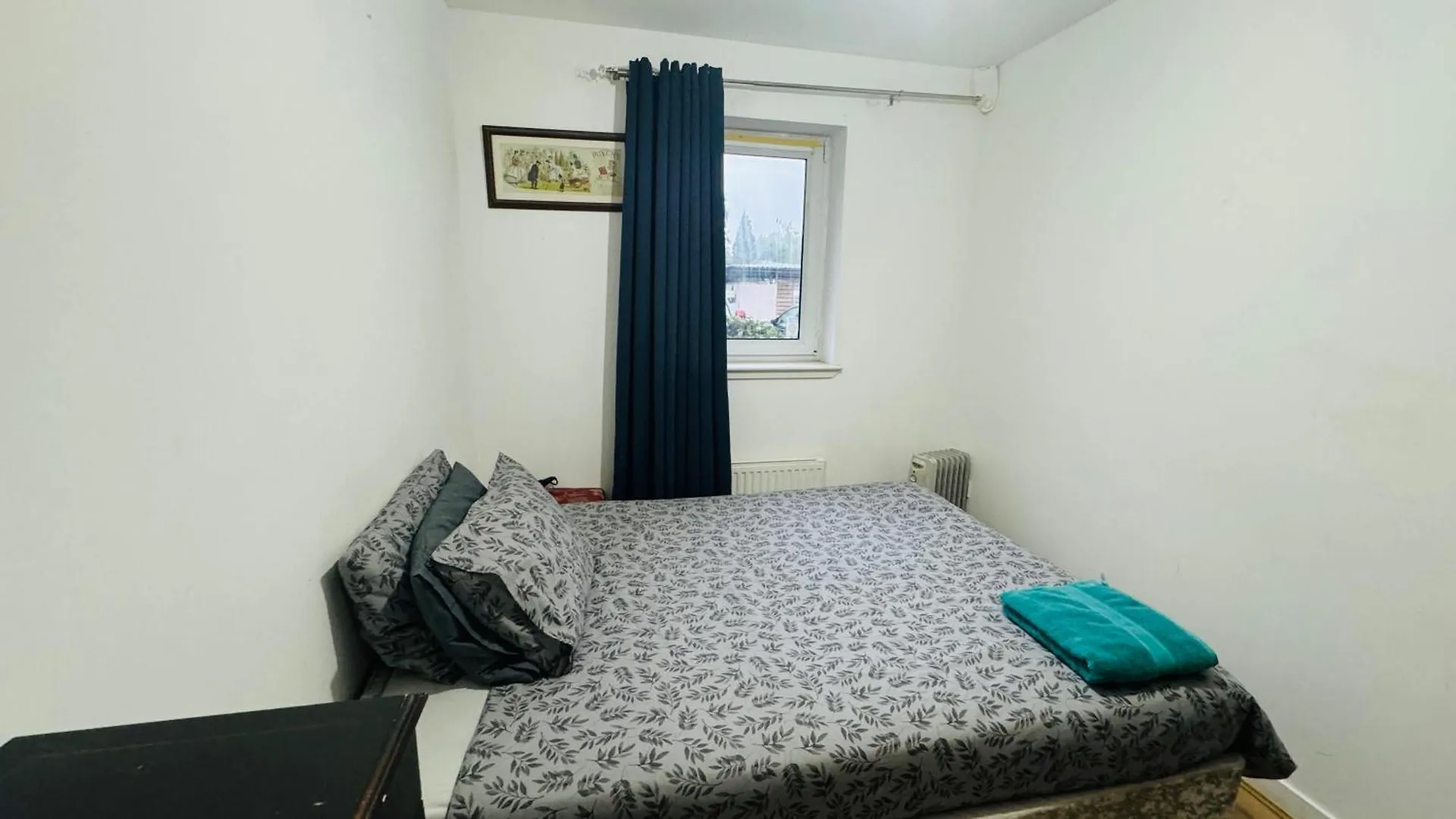 Fabulous 1Bed 1Bath Ground Floor Shared Accommodation ,Only Double Room Edinburgh Apartment